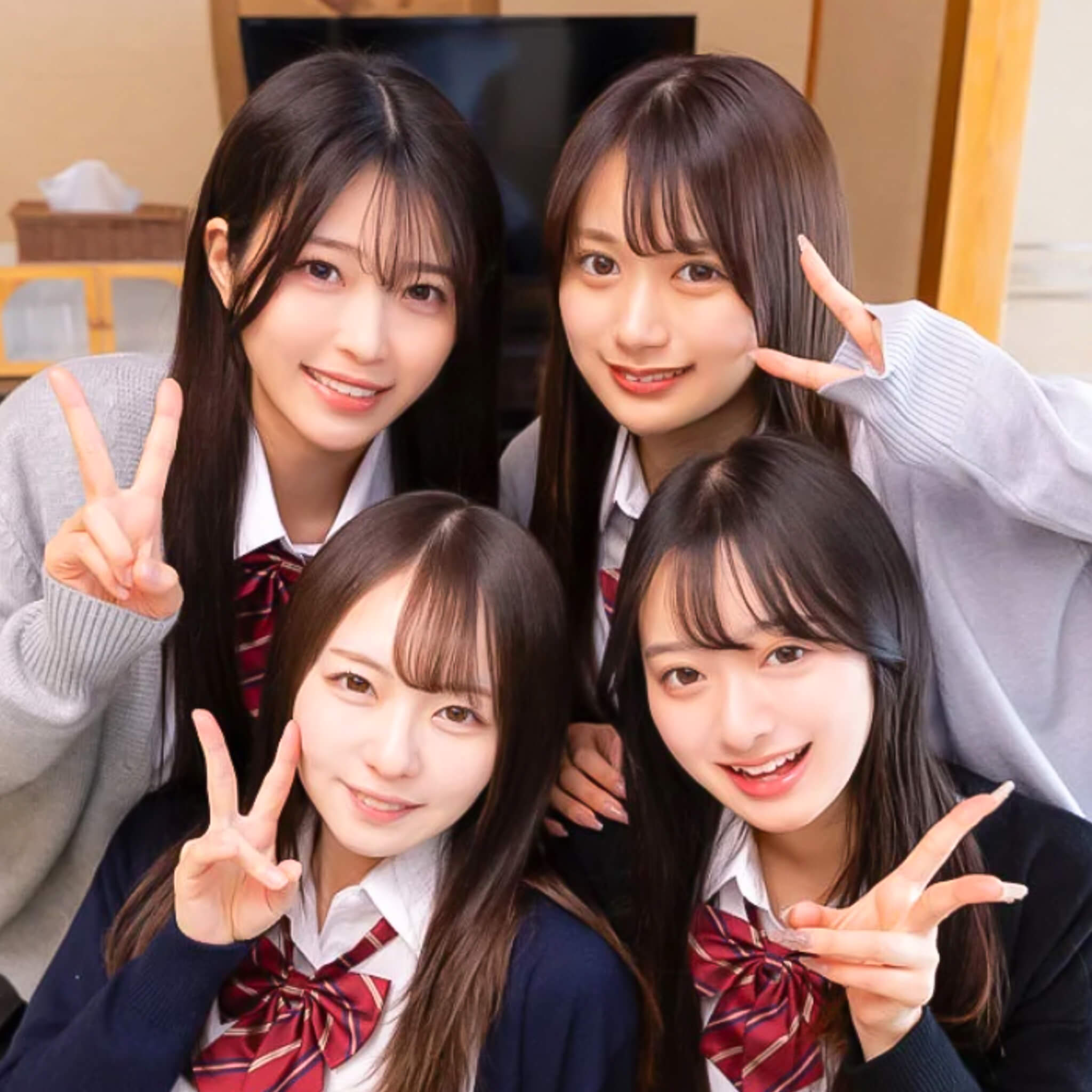 DEAA-040 deaa040 北岡果林、西元めいさ、花守夏歩、青坂あおい